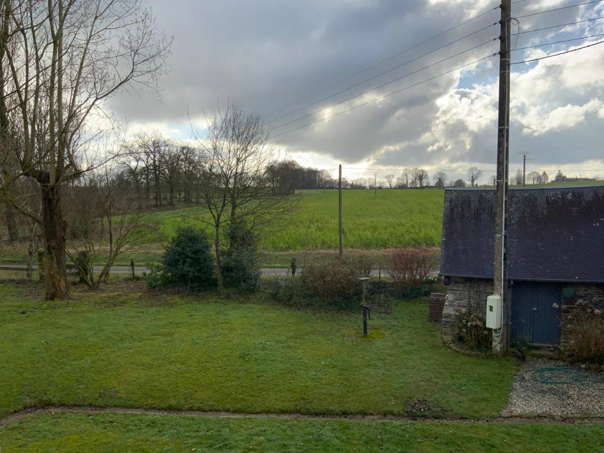 Welcoming And Peaceful Bed And Breakfast Fougerolles-du-Plessis Buitenkant foto