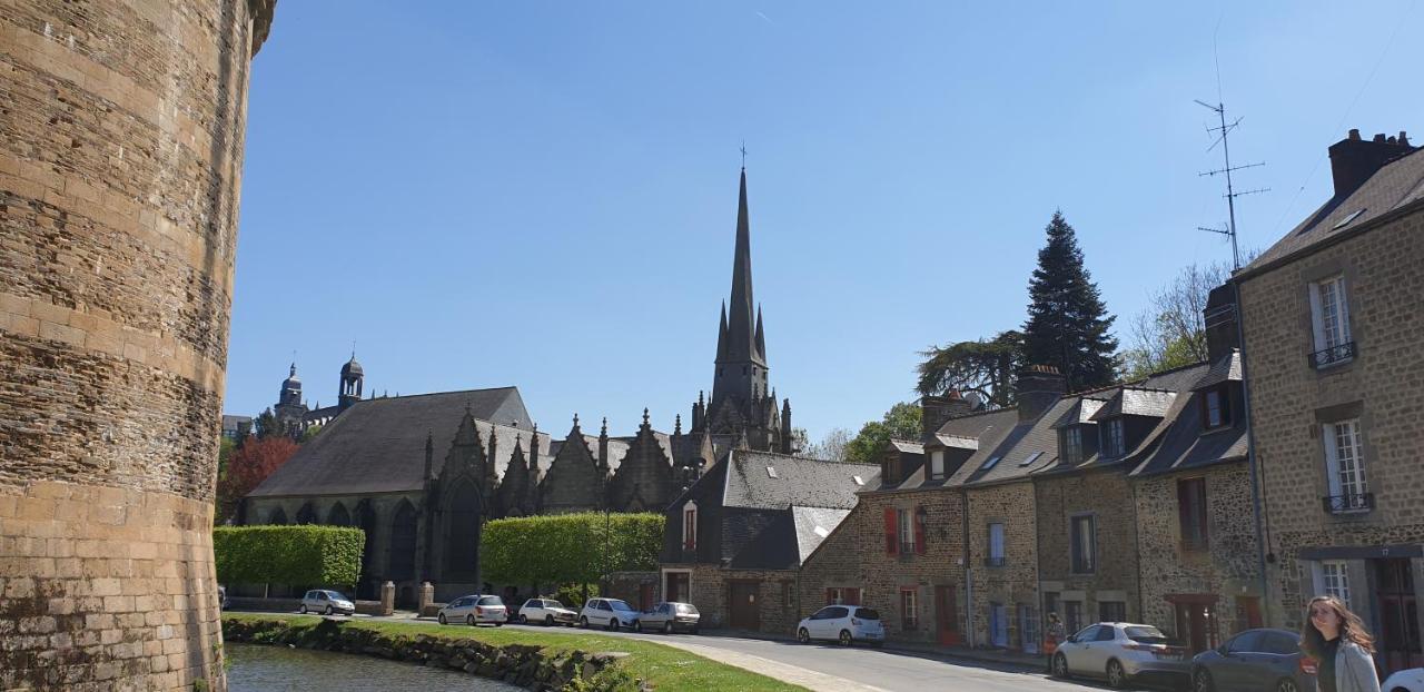 Welcoming And Peaceful Bed And Breakfast Fougerolles-du-Plessis Buitenkant foto